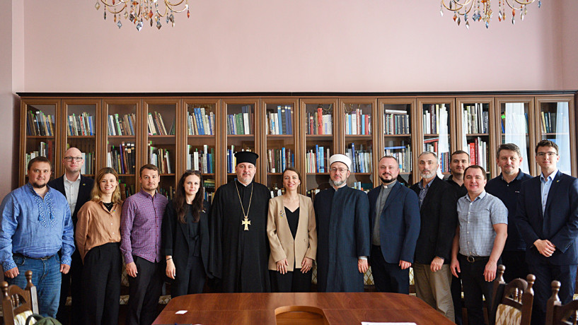 Американский фонд RAZOM будет сотрудничать с украинскими религиозными деятелями в гуманитарной сфере