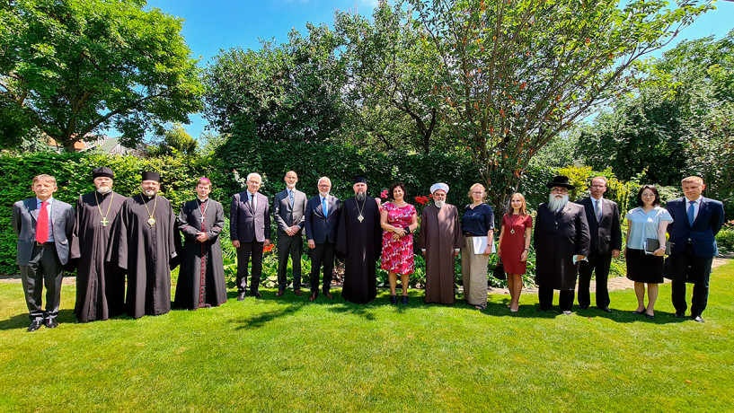 Всеукраинский Совет Церквей провел встречу с дипломатами G7
